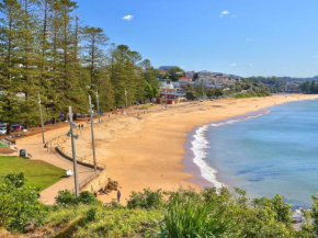 Cosy Beachside Unit, Short Stroll to the Beach